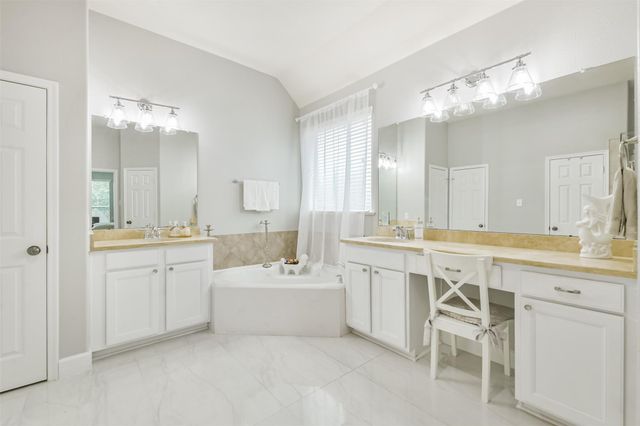 28019 Hollyfare Drive, Katy, TX 77494