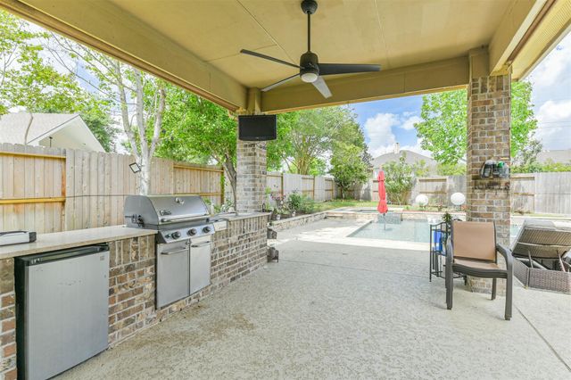 28019 Hollyfare Drive, Katy, TX 77494