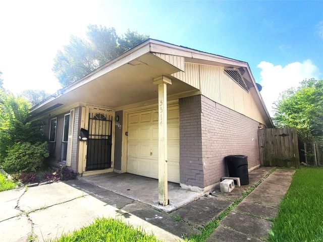 5514 S Acres Drive, Houston, TX 77048