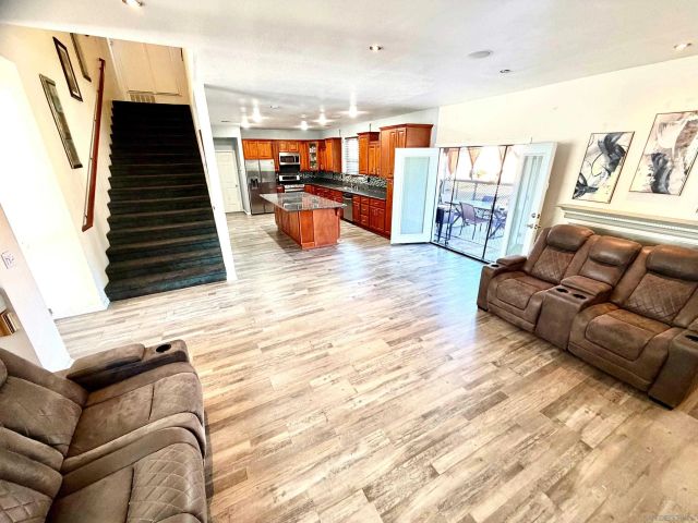 5873 Montery Place, Palmdale, CA 93552