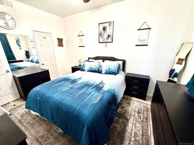 5873 Montery Place, Palmdale, CA 93552