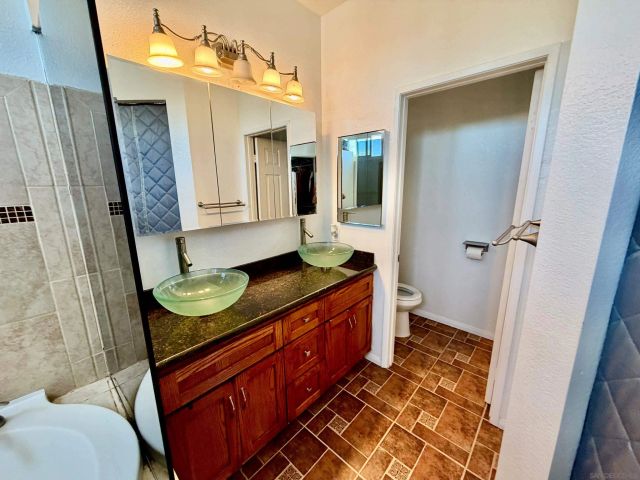 5873 Montery Place, Palmdale, CA 93552