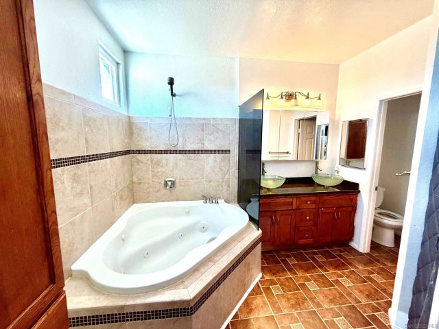 5873 Montery Place, Palmdale, CA 93552