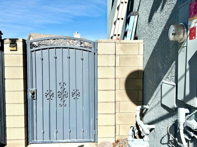 5873 Montery Place, Palmdale, CA 93552