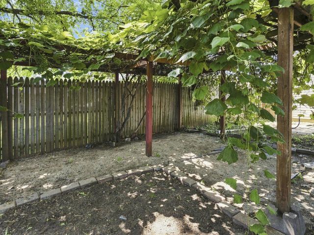 3317 10th AVENUE, Racine, WI 53402