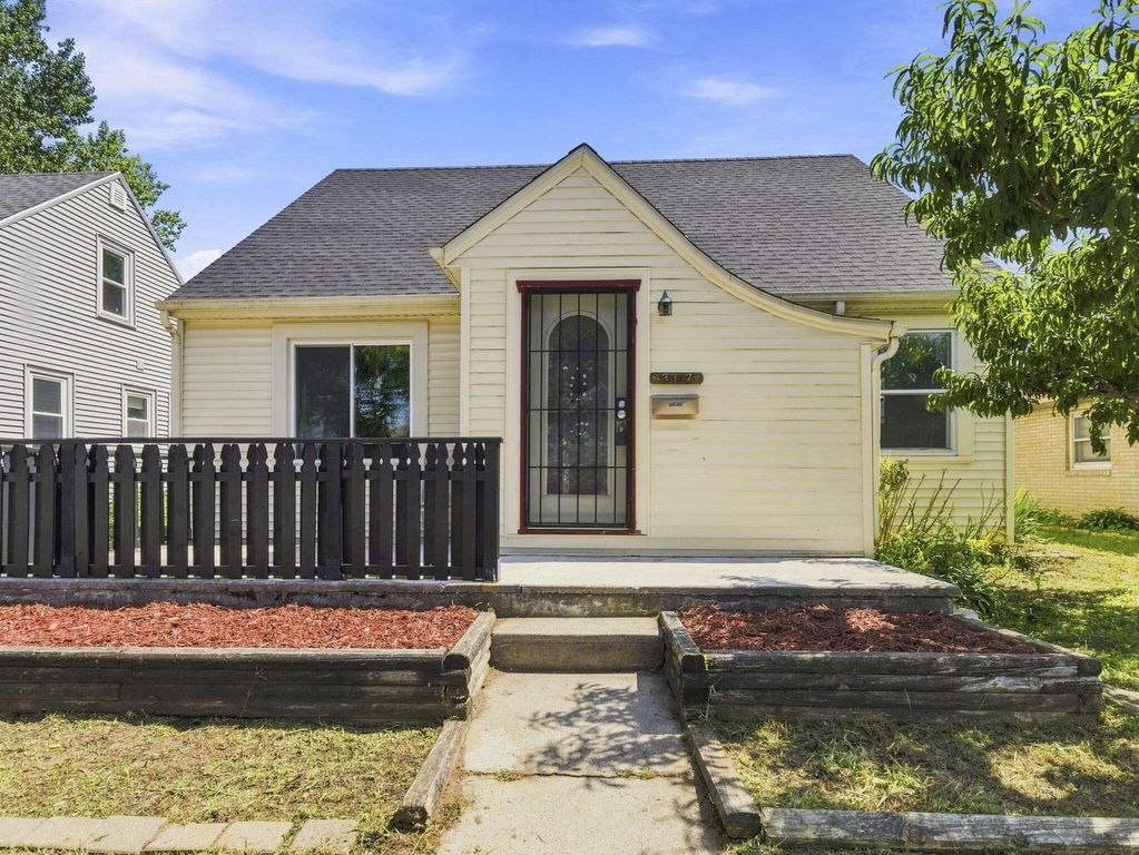 3317 10th AVENUE, Racine, WI 53402