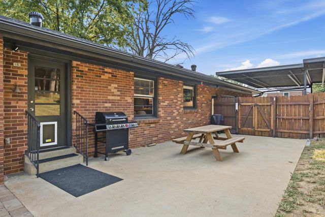 225 Peeler Trl, Madison, TN 37115