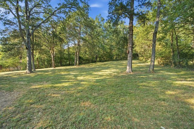 225 Peeler Trl, Madison, TN 37115