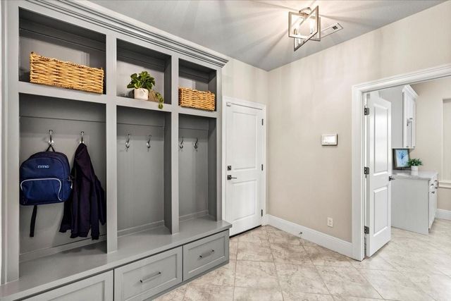 9110 Bear Creek Drive, Kountze, TX 77625