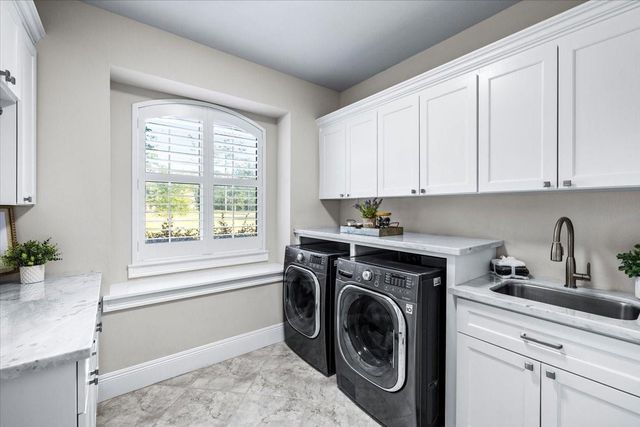 9110 Bear Creek Drive, Kountze, TX 77625