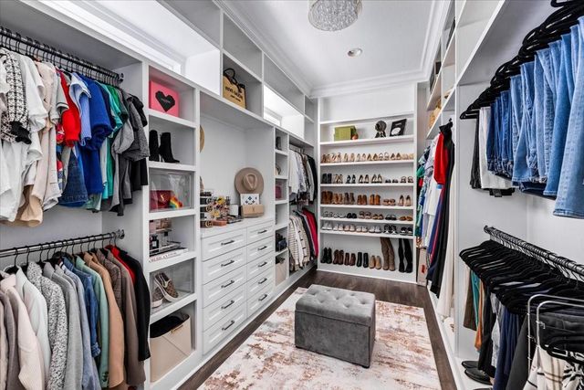 9110 Bear Creek Drive, Kountze, TX 77625