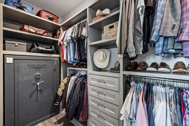 9110 Bear Creek Drive, Kountze, TX 77625