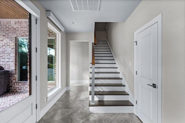 9110 Bear Creek Drive, Kountze, TX 77625