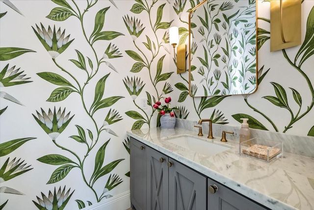 9110 Bear Creek Drive, Kountze, TX 77625