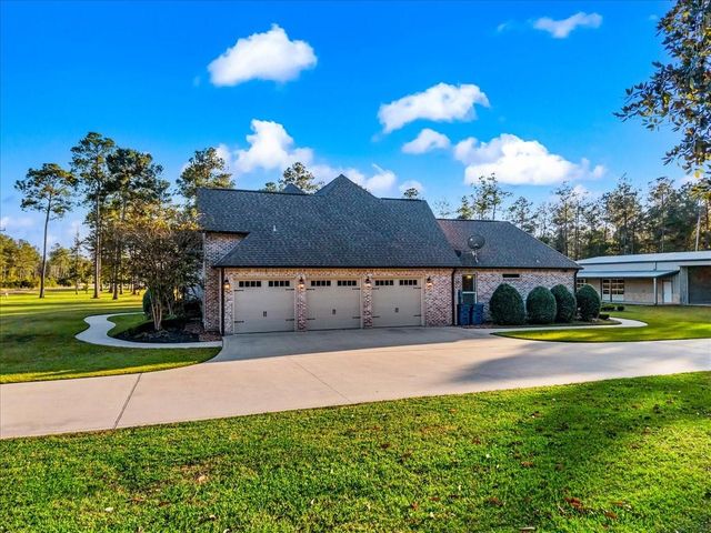 9110 Bear Creek Drive, Kountze, TX 77625
