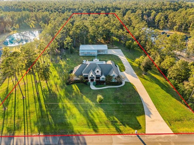 9110 Bear Creek Drive, Kountze, TX 77625