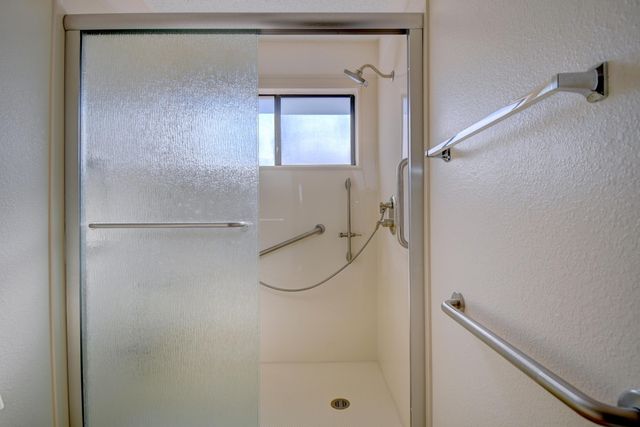 6908 Sweetbrier Avenue NW, Albuquerque, NM 87120