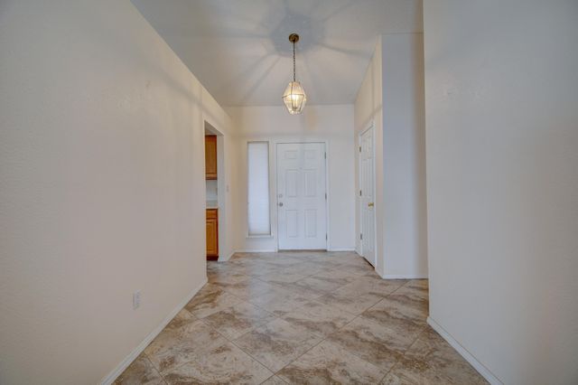 6908 Sweetbrier Avenue NW, Albuquerque, NM 87120