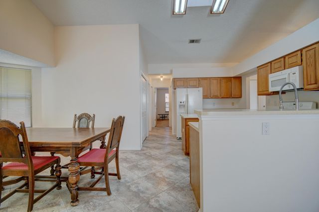 6908 Sweetbrier Avenue NW, Albuquerque, NM 87120