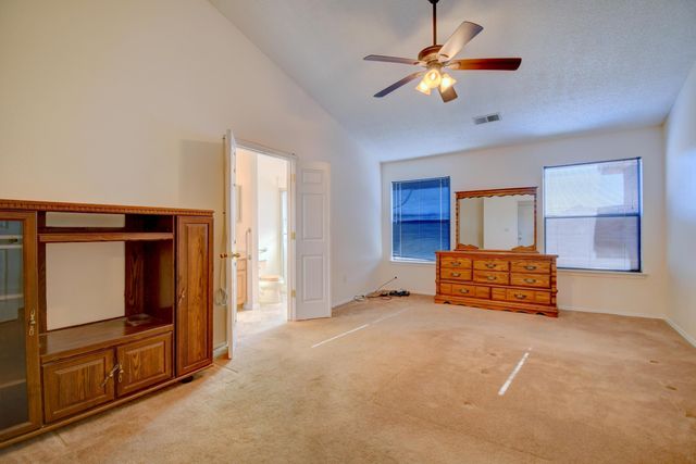 6908 Sweetbrier Avenue NW, Albuquerque, NM 87120