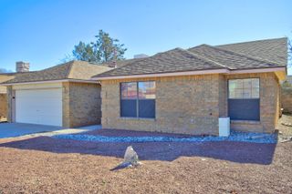 6908 Sweetbrier Avenue NW, Albuquerque, NM 87120