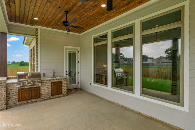 531 Cocodrie Drive, Bossier City, LA 71112