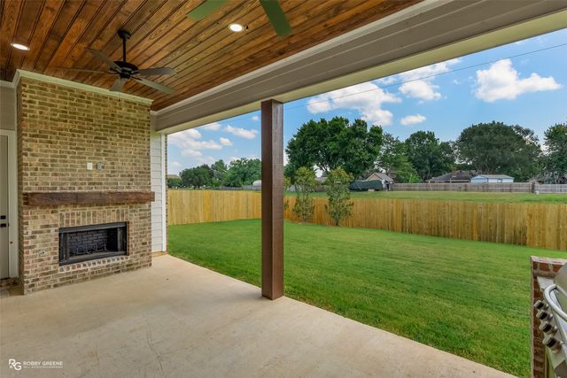 531 Cocodrie Drive, Bossier City, LA 71112