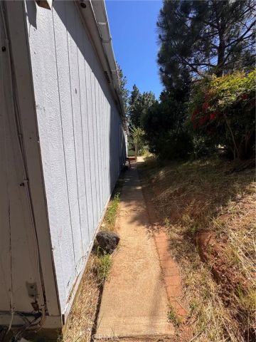 10703 Paradise Court, Kelseyville, CA 95451