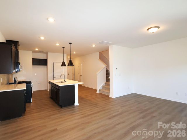2718 Yeager Drive NW, Concord, NC 28027