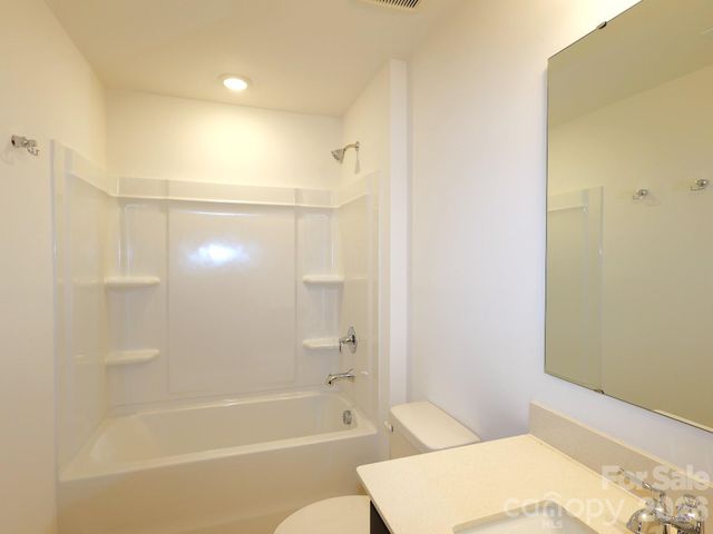 2718 Yeager Drive NW, Concord, NC 28027