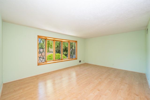 7 Vera Road, Bronxville, NY 10708