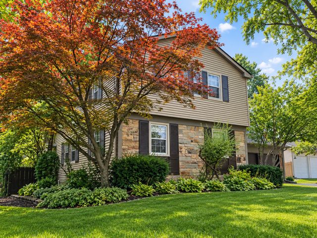 933 Country Lane, Buffalo Grove, IL 60089