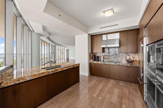 9703 Collins Avenue 600, Bal Harbour, FL 33154