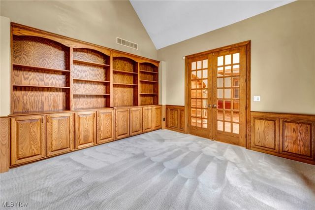 23855 W Rim Drive, Columbia Station, OH 44028