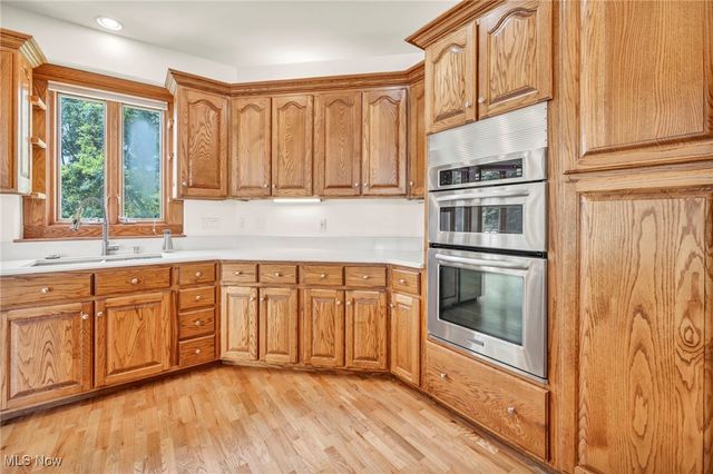 23855 W Rim Drive, Columbia Station, OH 44028