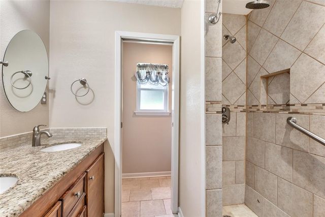 16027 Broadwater Drive, Crosby, TX 77532