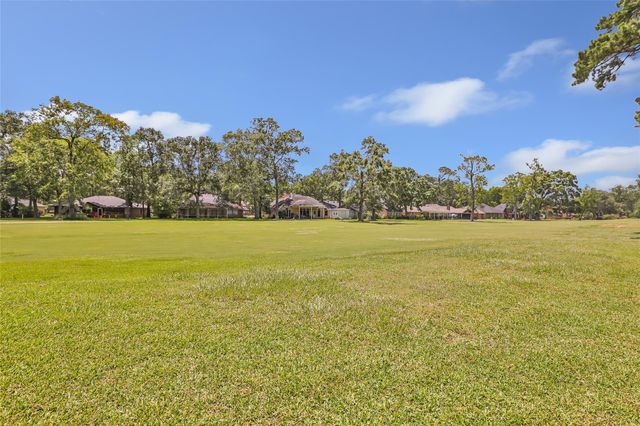 16027 Broadwater Drive, Crosby, TX 77532