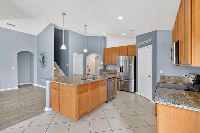 116 WHIRLAWAY DRIVE, Davenport, FL 33837