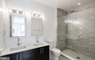 250 POPLAR ST, Philadelphia, PA 19123