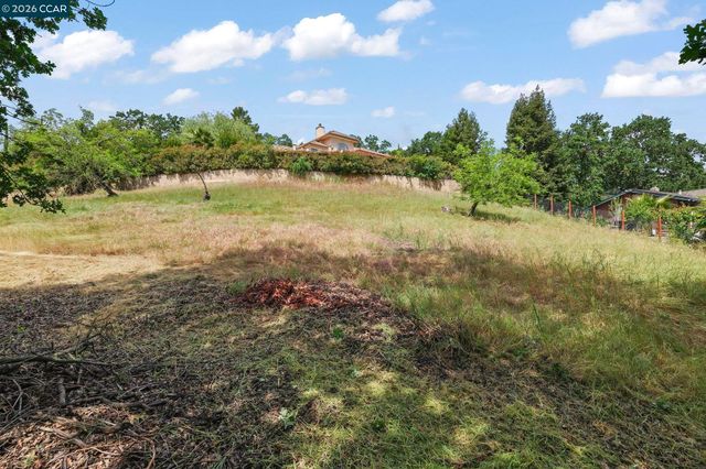 428 El Rio, Danville, CA 94526