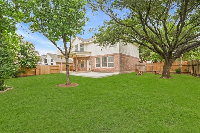 8613 Glen Canyon DR, Round Rock, TX 78681