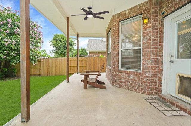 8613 Glen Canyon DR, Round Rock, TX 78681