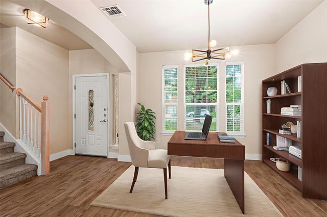 8613 Glen Canyon DR, Round Rock, TX 78681