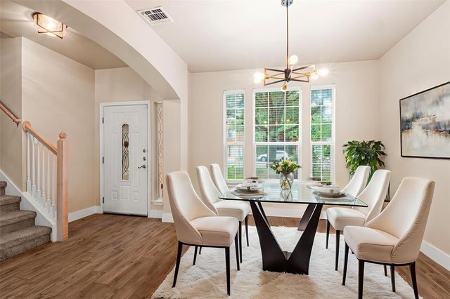 8613 Glen Canyon DR, Round Rock, TX 78681