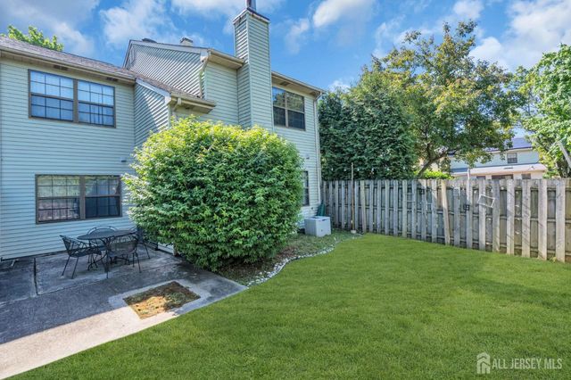 25 Paine Court, East Brunswick, NJ 08816