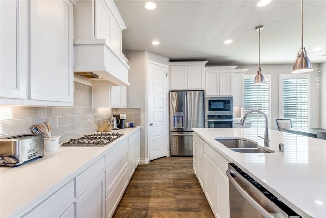 312 Texas Red Lane, Little Elm, TX 75068