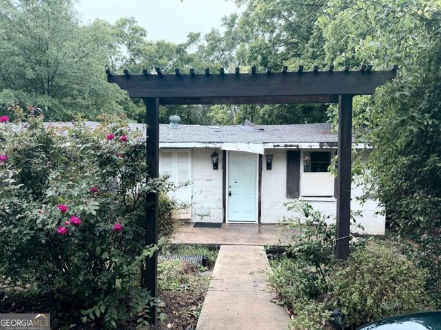 33 Tower Street, Kingston, GA 30145