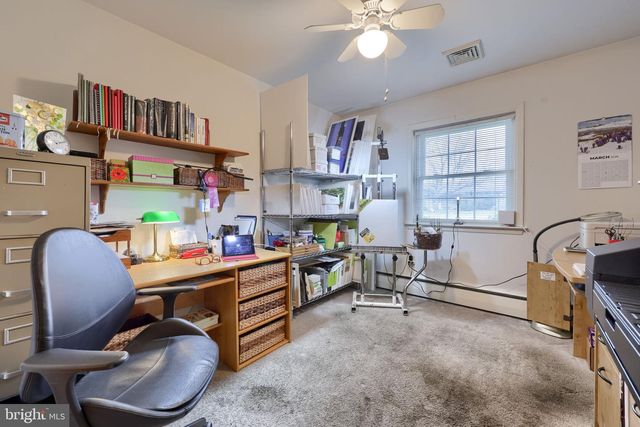 77 HIGHLAND DR, Lancaster, PA 17602