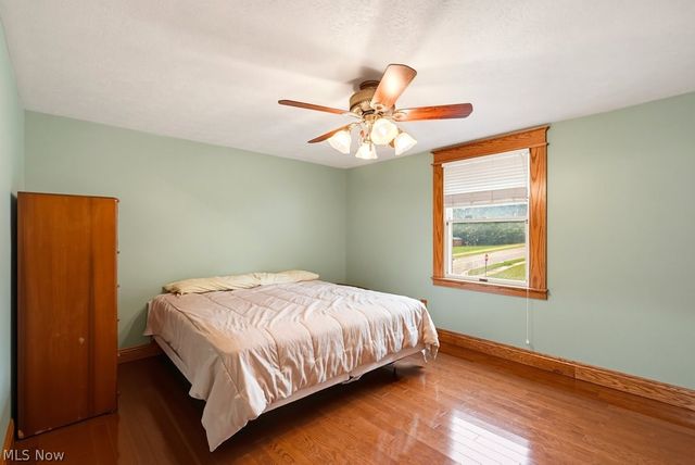 4209 Sunnyview Drive, Uniontown, OH 44685
