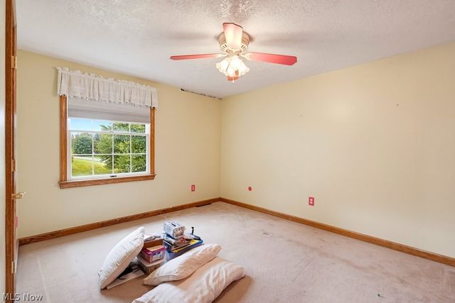 4209 Sunnyview Drive, Uniontown, OH 44685